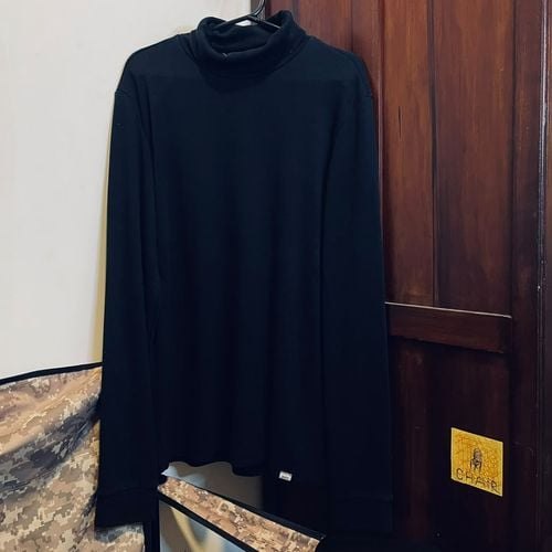 blusa manga longa gola alta preta m