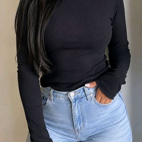 blusa canelada manga longa preta g